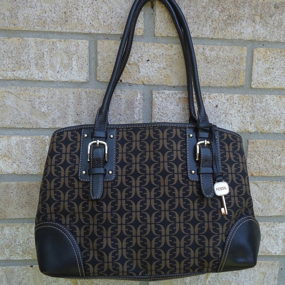 FOSSIL canvas & leather trim shoulder bag.